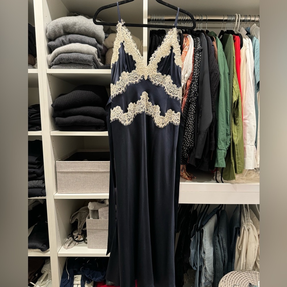 DOEN OBELIA NAVY SILK + LACE MIDI DRESS